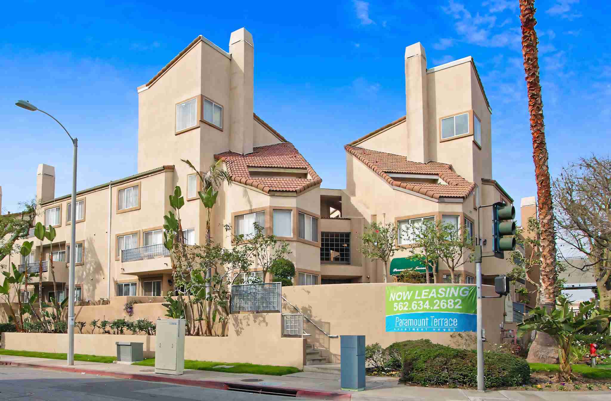 Paramount exterior building facade and entrance